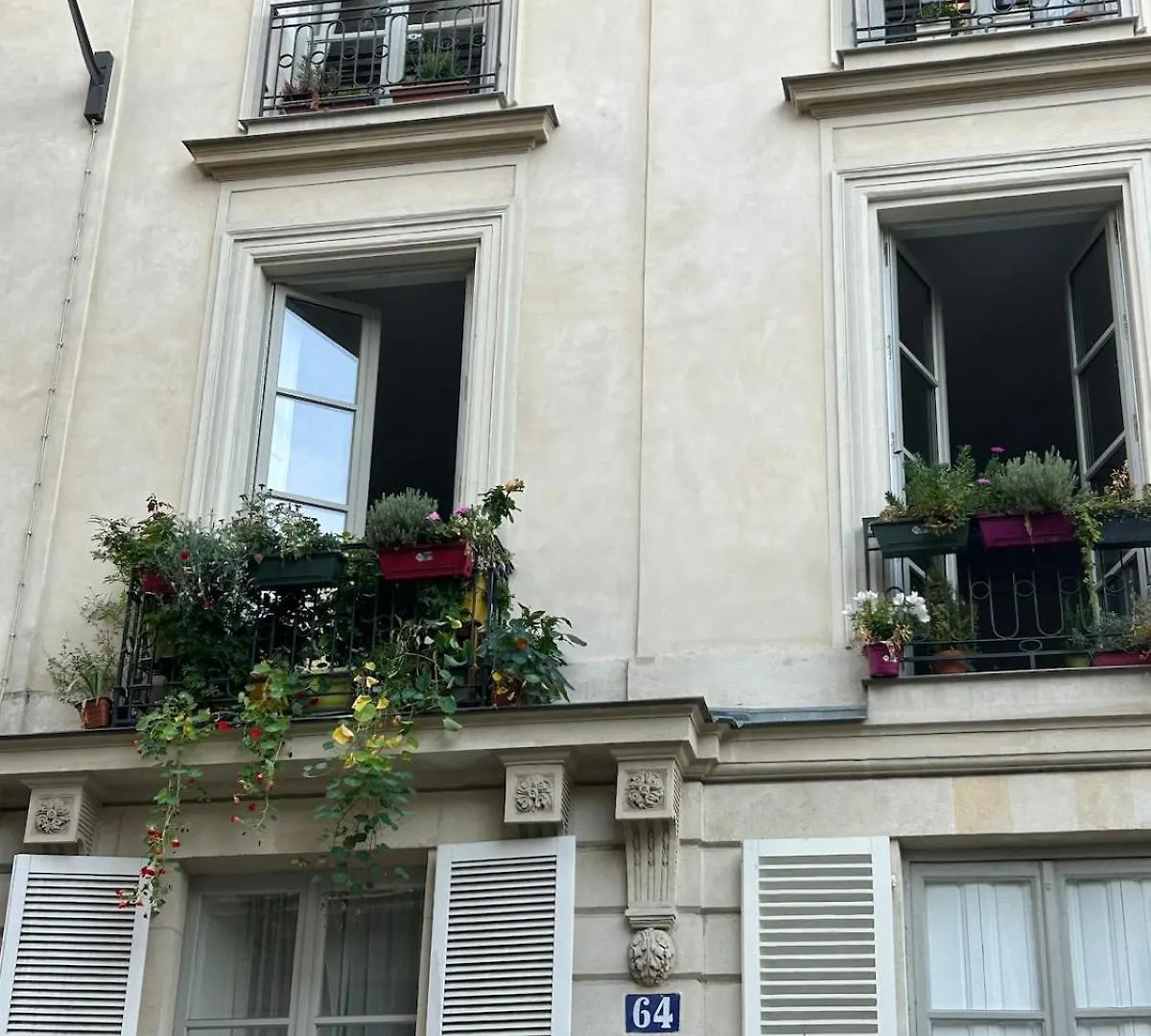 Apartment For 2 - Emily In Paris Neighborhood